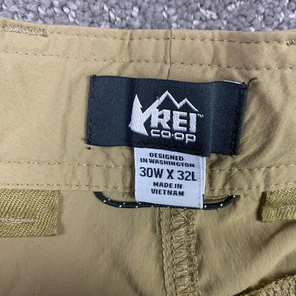 REI Co-op Sahara Roll Up Pants Cargo Relaxed Fit Men's 30 x 32 Khaki Belted - Picture 9 of 16